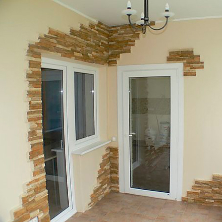 Остекление дверных проемов квартир